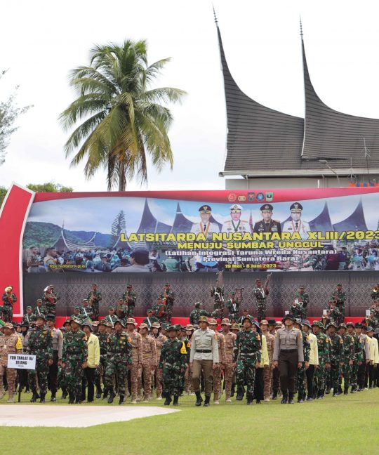 Upacara Pembukaan Latihan Integrasi Taruna Wreda Nusantara (Latsitardanus) XLIII 2023