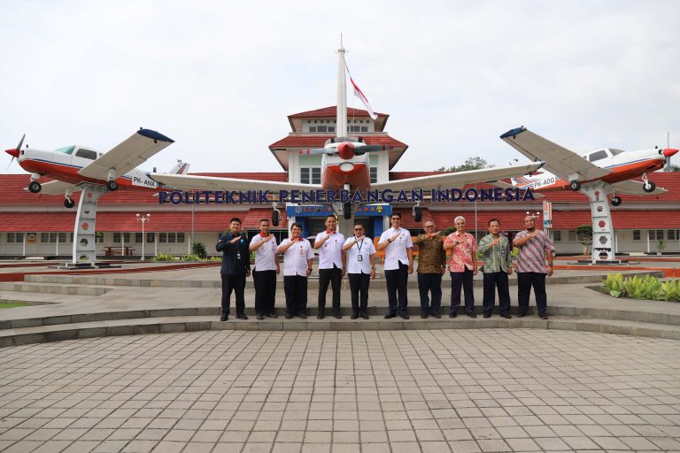 Rapat Rencana Penguatan Keamanan Siber dan Keamanan Penerbangan ...