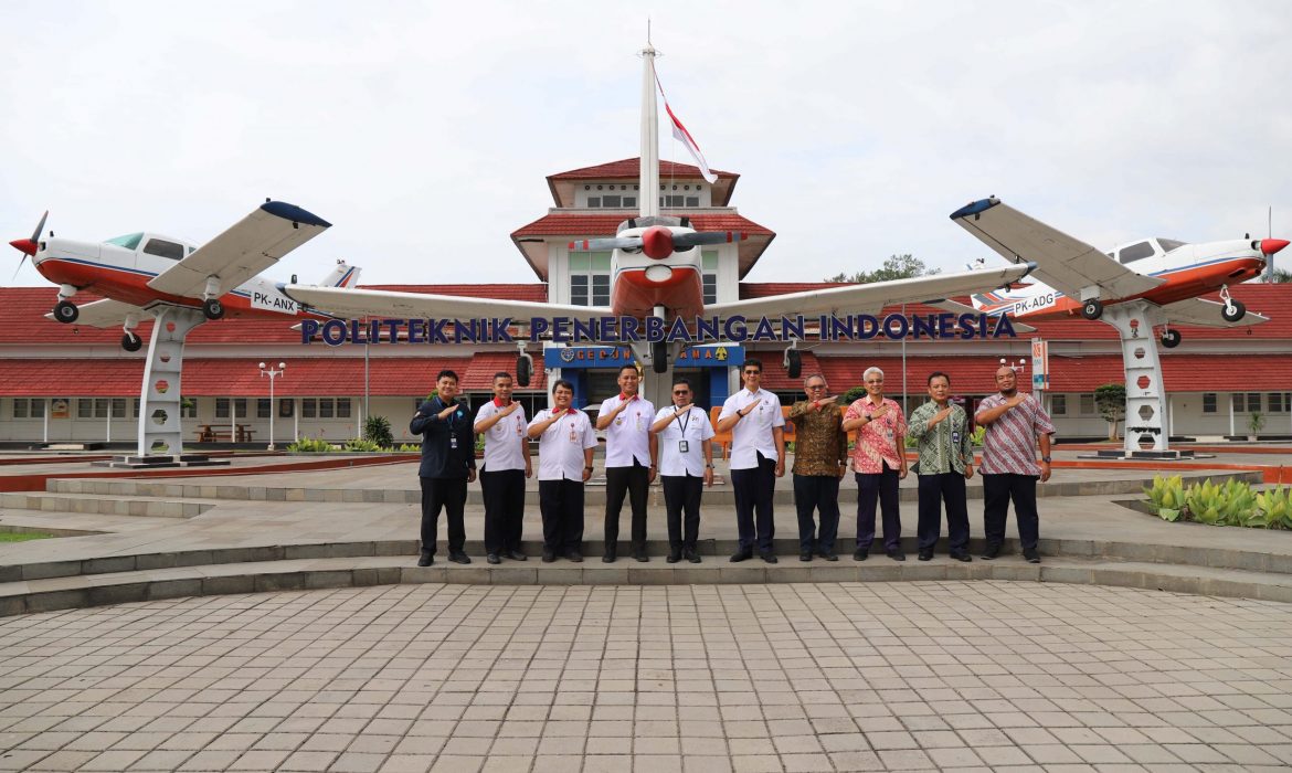 Rapat Rencana Penguatan Keamanan Siber dan Keamanan Penerbangan (Aviation Security) di Politeknik Penerbangan Indonesia Curug