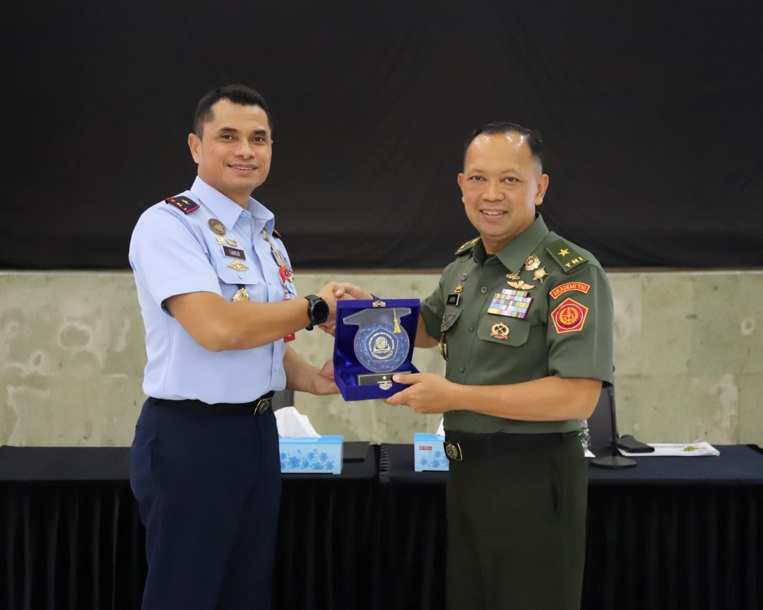 Pembekalan Persiapan Keikutsertaan Latsitarda Tahun 2024 di Kampus Poltek SSN