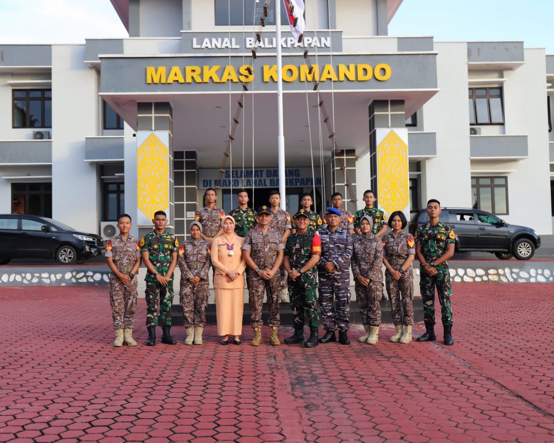 Direktur Poltek SSN Meninjau Perkembangan Kegiatan Latsitardanus XLIV di Samarinda dan Balikpapan Serta Kunjungan ke Diskominfo Kutai Kartanegara