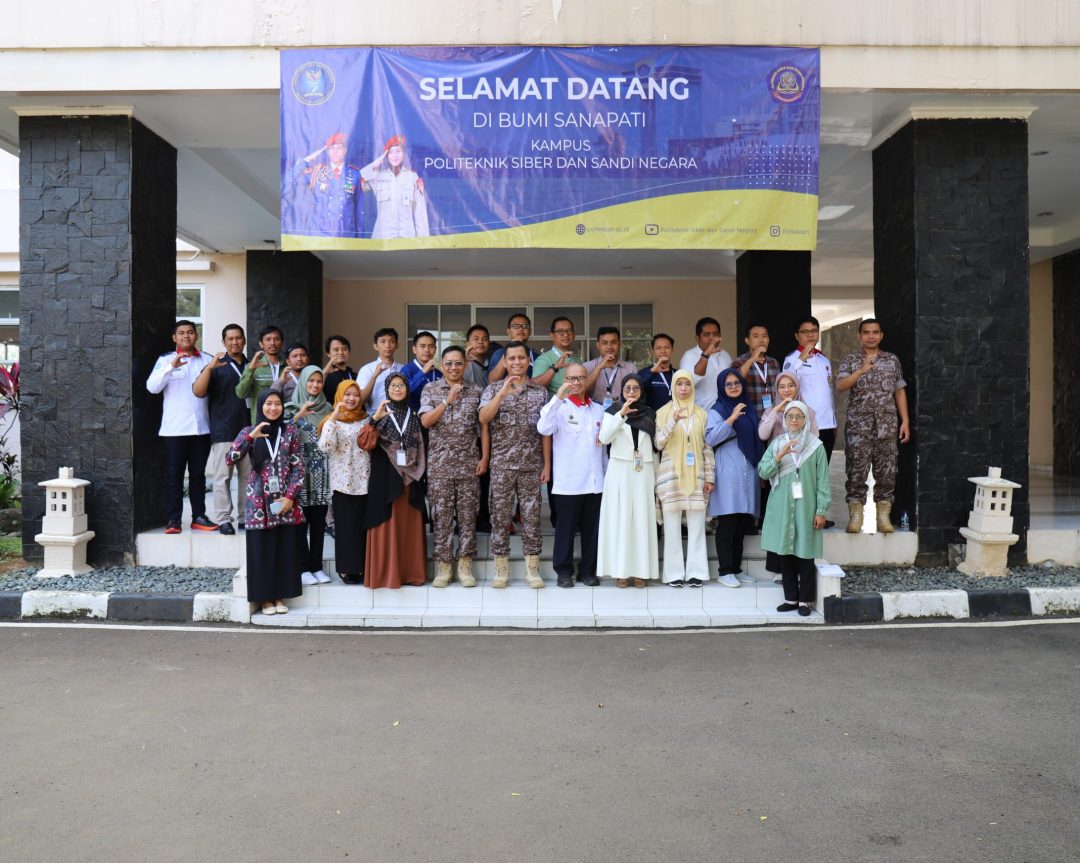 Kunjungan Peserta Pelatihan dan Sertifikasi Junior Penetration Tester Guru SMK TKJ se-Indonesia ke Kampus Poltek SSN