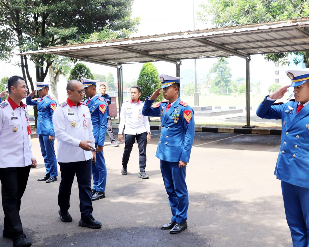 KUNJUNGAN WAKIL KEPALA BSSN KOMJEN. POL. A. RACHMAD WIBOWO KE KAMPUS BUMI SANAPATI POLITEKNIK SIBER DAN SANDI NEGARA