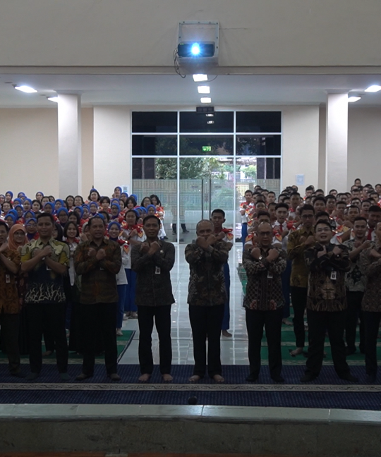 Kunjungan Kepala BSSN Ke Kampus Poltek SSN Dalam Rangka Jam Pimpinan dan Buka Puasa Bersama Taruna Poltek SSN