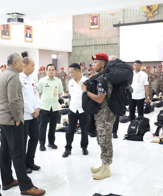 Kepala BSSN Hadiri Apel Gelar Pasukan dan Peralatan Latsitardanus XLVI Taruna Poltek SSN Tahun 2026